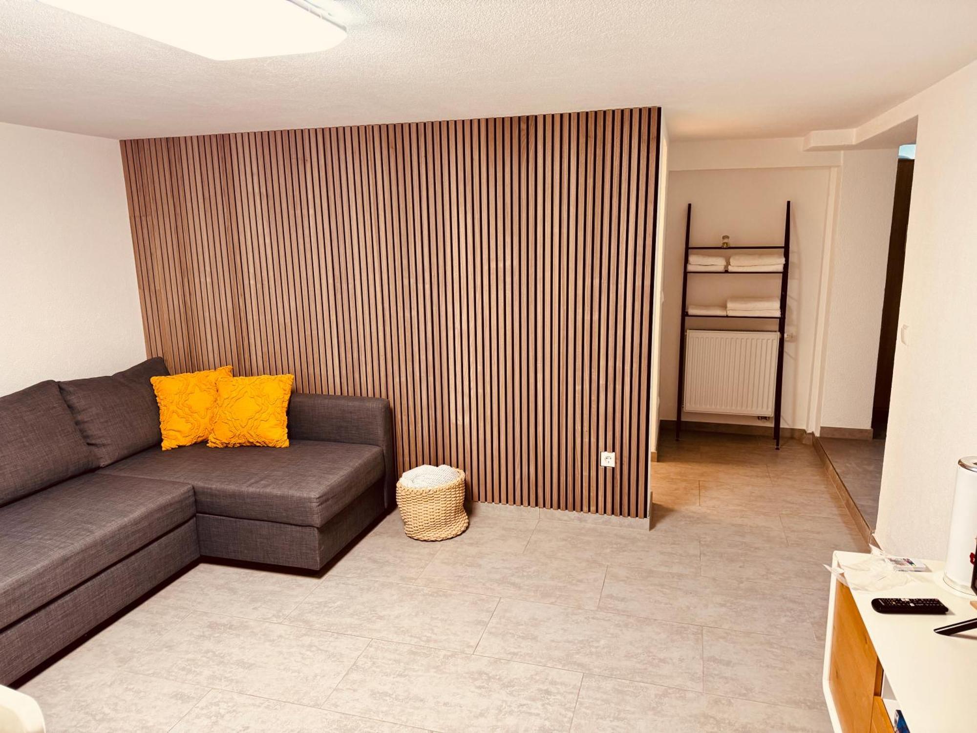 Gemuetliche Wohnung In เลเวอร์คูเซน ภายนอก รูปภาพ
